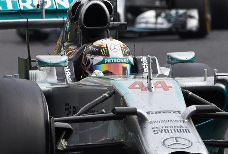 Hamilton, largou dos boxes e peitou ordem da equipe. Lauda apoiou o inglês (Foto Mercedes Benz Media)