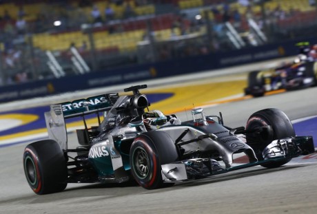 Lewis Hamilton: sétima vitória na temporada e liderança no campeonato (Foto Mercedes-Benz Media)