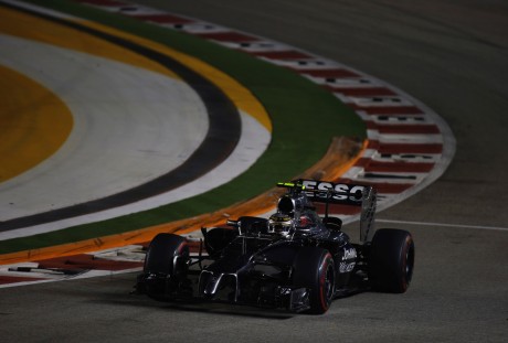 Kevin Magnussen: estilo arrojado garantiu mais um ponto para a futura parceira da Honda (Foto McLaren Media Centre)