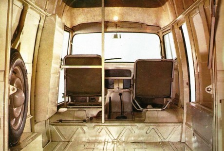 Estafette interior