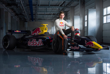 Max Verstappen, aos 17 anos, estréia na F-1 esta noite (Foto Getty Images)