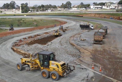 Interlagos segue em reformas para receber o GP do Brasil (Foto José Cordeio)