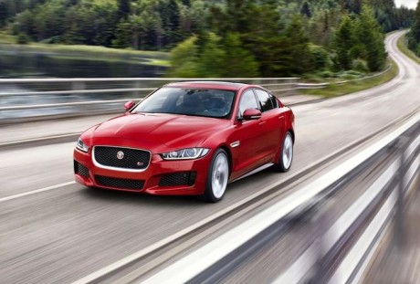 Foto Legenda 03 coluna 4014 - Jaguar XE