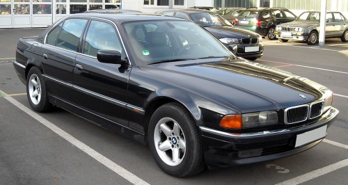 BMW_E38