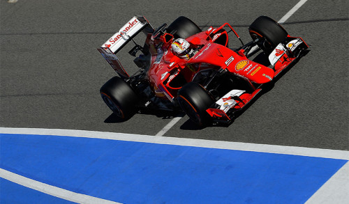 Vettel: ainda andando atrás de Räikkonën (Foto Ferrari)