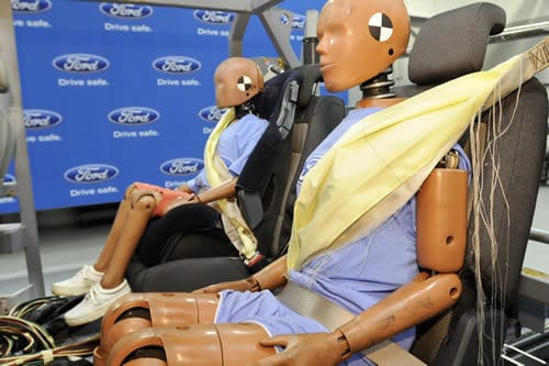ford-seat-belt-airbag