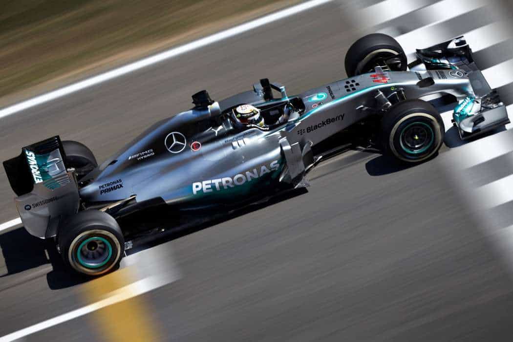 F1: Mercedes traz 'flecha de prata' de volta em 2022 - Motor Show