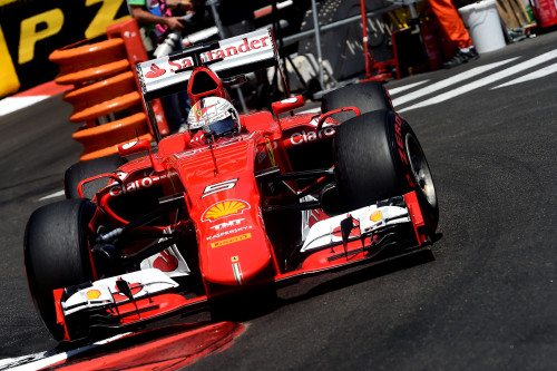 Vettel segue se afirmando como líder e motivando a equipe (foto Ferrari.com) 