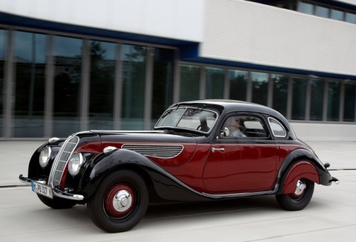 BMW-327_Coupe_1937_800x600_wallpaper_01