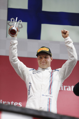 Valtteri Bottas subiu ao pódio e deu passo importante para novo contrato (foto Steven Tee/Williams)