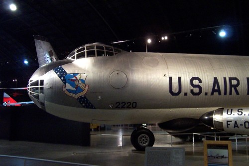 O exemplar do museu da USAF, preservado a abrigado (warbirdlegends.com)
