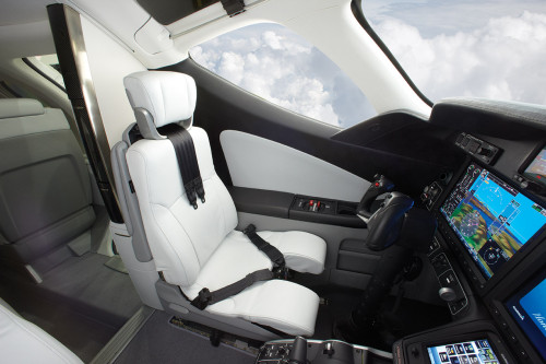 HondaJet Interior - Pilot Seat