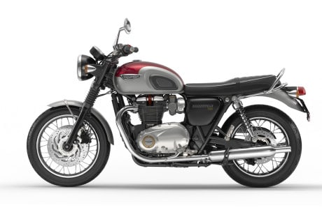 A T120 no seu lay-out mais tradicional. parece saída dos anos 1950, mas é um poço de modernidade.