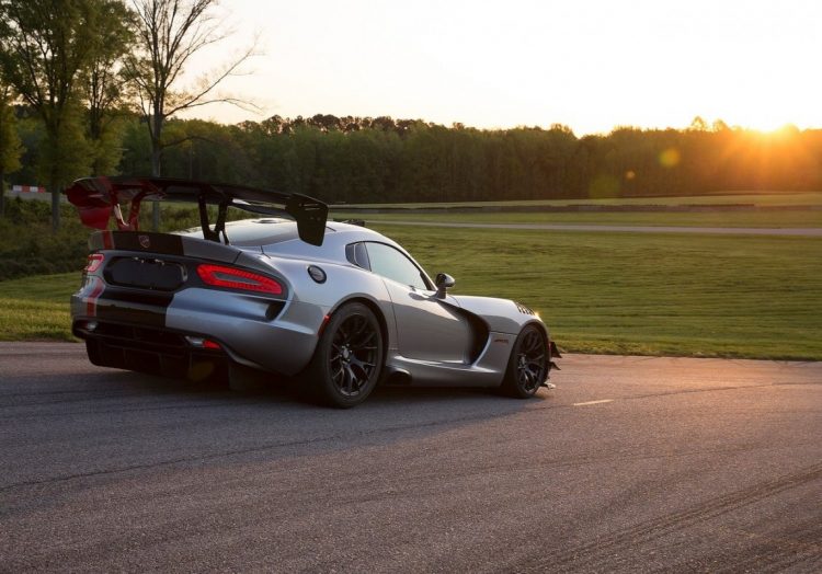 Dodge-Viper_ACR_2016_1280x960_wallpaper_1e