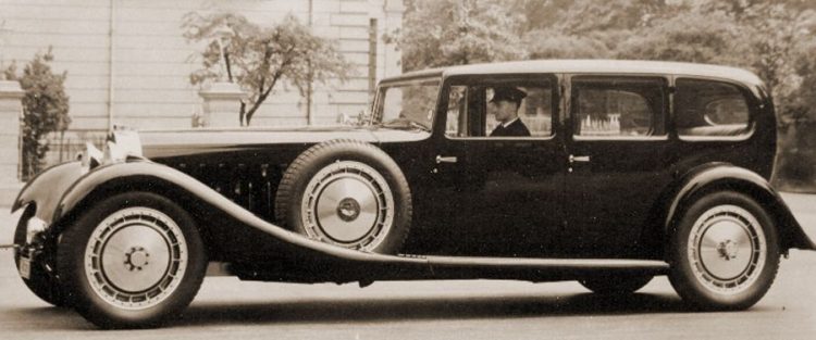 1931_Bugatti_Type-41_Royale_body_by_Park-Ward_01
