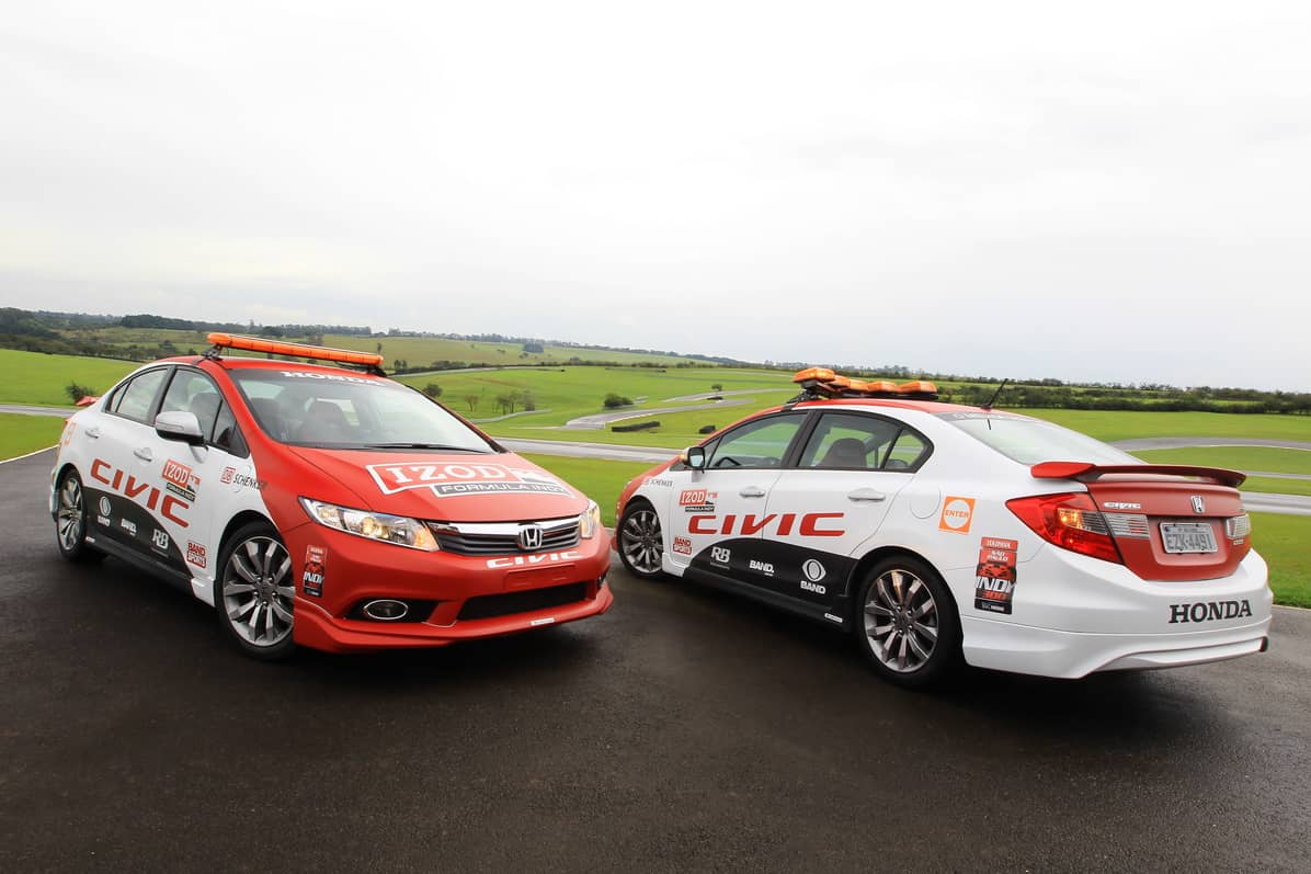 Dois pace-cars