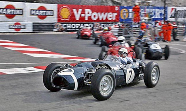 Stirling Moss (7) anualmente prestigia o GP histórico (foto ACM)