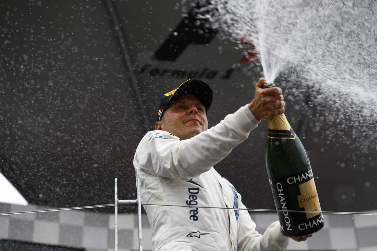 Bottas celebrou a melhor corrida da sua carreira e volta a se posicionar no mercado de pilotos (FOto WIlliams LAT)