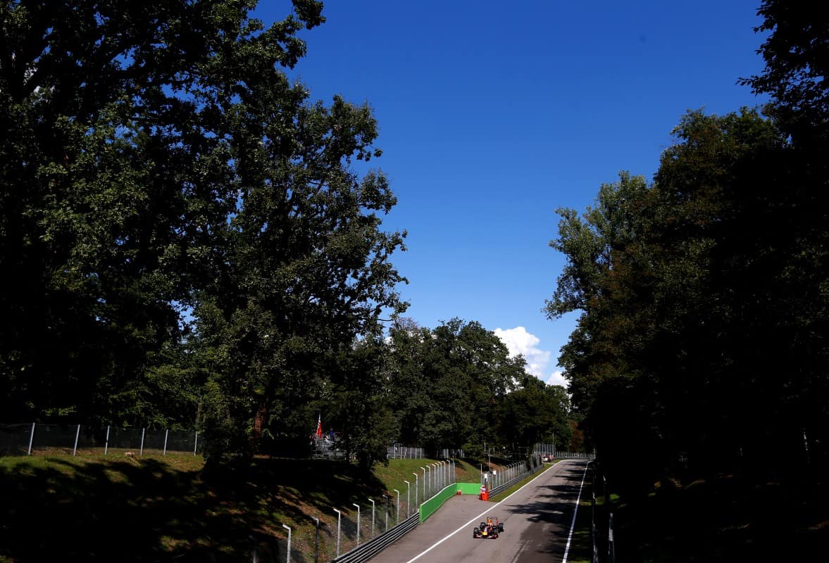 Monza, um dos últimos traçados dos anos 1950, sobrevive a um custo alto (Foto Red Bull /Getty Images) 