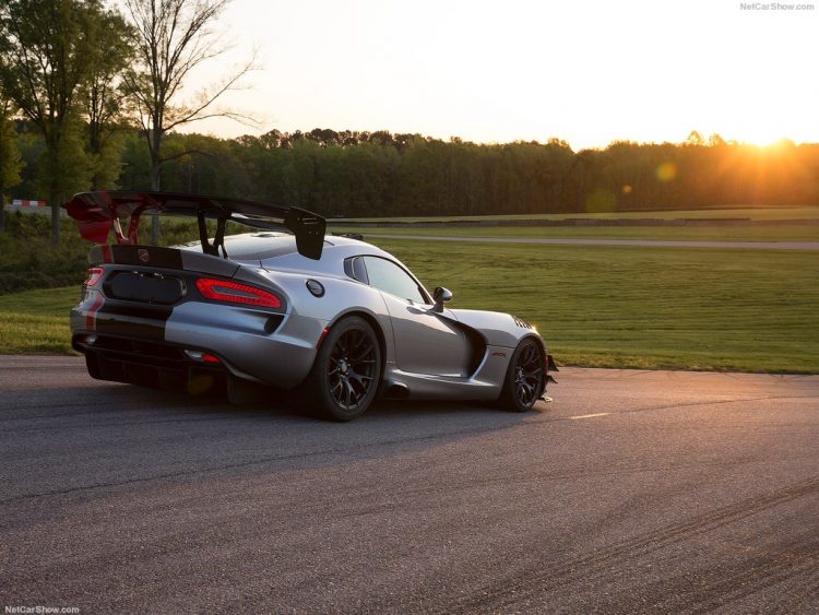 Dodge-Viper_ACR-2016-1024-1e