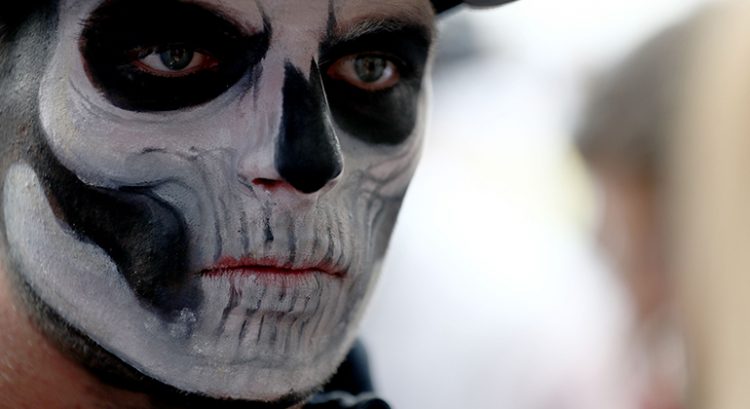 Maquiagem do "Día de los Muertos" sintetiza fim de semana de Max Verstappen (Foto Red Bull)
