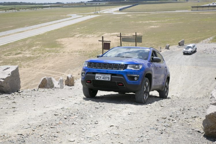 Subindo ladeira na Pista Off-Road (foto: divulgação)