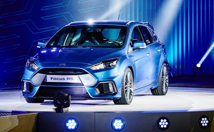 2017-ford-focus-rs-01-876x535