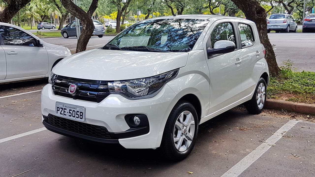 FIAT MOBI DRIVE GSR 2018 TESTAMOS A VERSÃO COM CÂMBIO AUTOMATIZADO